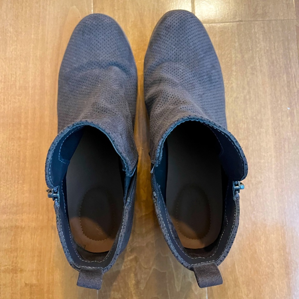 Universal Thread Ankle Boots - image 4